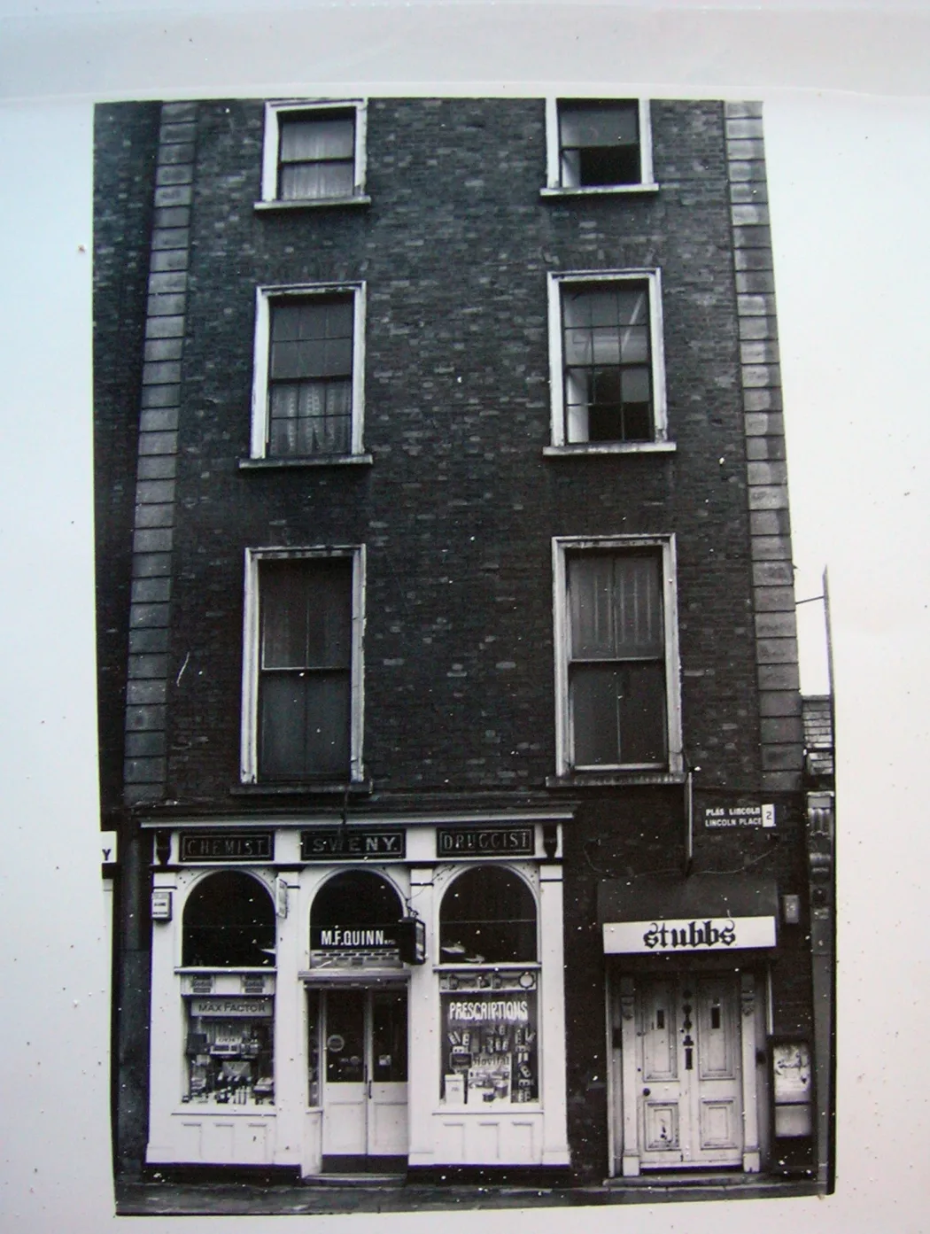 Photo of Sweny's chemist shop, 1982
