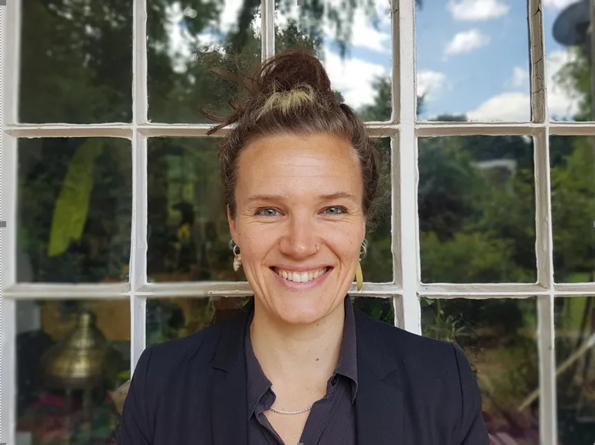 Pleasure beach reading